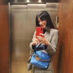 Natalia Ferviú Instagram - Siempre en mi equipo quienes contestan al "Abriendo puertas" del ascensor con un "Cerrando heriiidas". 💃🏻 Feliz semana, cariñitos 🌟.