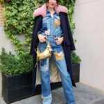 Natalia Ferviú Instagram - Ayer fui a @lasrozasvillage a inaugurar su Xmas Gastro Market, pero no me pude resistir y me hice antes estos looks 😜 ¿Cuál es vuestro favorito? #ad