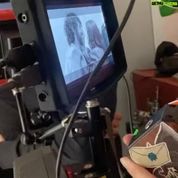 Natalia Sánchez - 117K Likes - 💥LLEGÓ EL DÍA💥
Ya está disponible en exclusiva en el canal Fran de youtube.com/frnperea el Reecuentro de los actores y actrices de Los Serrano. Sí, una reunión de la familia tras 20 años!!! Guiado por @percebesygrelos 📺
🙏🏻creednos si os decimos que es una de las cosas que más ilusión nos ha hecho en la vida. Volver a juntarnos. Hacer todo lo posible para hacerlo… Poner el corazón en ello… Luchar contra agendas imposibles y contra los elementos… Y, al final, LO CONSEGUIMOS!!!! 💥
💫Esperamos que disfrutéis de este regalito navideño para ver estas fiestas en familia, tal y como veíais la serie en su día!
Contadnos qué os parece! ☺️
Es una producción de SINFONÍA EN NOBEMOL (@nobemol_music) e IMES ENTERTAINMENT (@somospulsostudio) y habría sido imposible llevarla a cabo sin @isarodriguezlop, @violetacasipurpura, @carlesmp, @frnperea y @lalias3.
#ReencuentroLosSerrano
📸 @pablomadridph