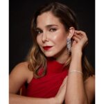 Natalia Sánchez Instagram - 24h de cine… 🥹🙏🎬 Un año más celebrando nuestro séptimo arte… #Goya24 ✨ GRACIAS A TOD@S por hacerlo posible…🙏 👗: @barolucasbl 💍: @rabatjewellery 💄: @beautyexpertlancome x @jehosuavogele ✨: @joseherrerastylist ✨: @valytyplace ❤️: @dypcomunicacion 📸: @jpageorge @pepinomarino ✨ @tandemtalent ✨ 🎬 @academiadecine