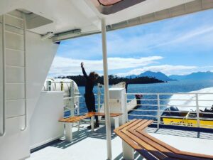 Natalia Tena Instagram - PATAGONIAN FJORD TOUR ⛴️My eyes are burnt with the beauty of mountains meeting the sky and sea and my @johnniewalker was full of millennia old ice (we toasted the mother glacier in thanks.) Chilean Boat Karaoke is a whole new world. GRACIAS @loberiasdelsur @chiletravel para dar me un día inolvidable. ❤️❤️