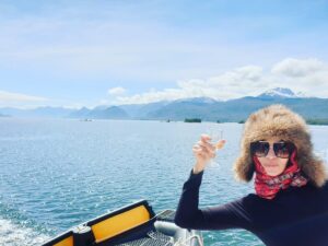 Natalia Tena Instagram - PATAGONIAN FJORD TOUR ⛴️My eyes are burnt with the beauty of mountains meeting the sky and sea and my @johnniewalker was full of millennia old ice (we toasted the mother glacier in thanks.) Chilean Boat Karaoke is a whole new world. GRACIAS @loberiasdelsur @chiletravel para dar me un día inolvidable. ❤️❤️