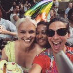 Natalia Tena Instagram – HAPPY 4(0)th BIRTHDAY to a woman I violently love inside and out because she is Jen @jenniferaricha and that is her name. @beebeerieza and @chalmoffensive have been drinking gin with me to celebrate her whole face. I made cupcakes that accidentally match her dress.