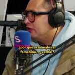 Natalia Valdebenito Instagram - Las Gansas están con su segunda temporada de @improqueer, un taller de improvisación y travestismo ✨ Pero ¿qué pasa con la palabra travestismo? @luisteluiste explicó en #CaféConNata las resistencias relacionadas a no conocer de qué se está hablando, las principales suposiciones que aparecen y cómo muchas personas que toman el taller terminan rindiéndose al travestismo 🙌 📲 Revisa el programa completo de Café con Nata en http://Youtube.com/@SUBELARADIOCL o en Spotify. 🎙️ También puedes escucharlo en vivo de lunes a viernes a las 10:00 AM. #CaféConNata #LasGansas #CésarMuñoz #LuisAliste #improvisación #travestismo