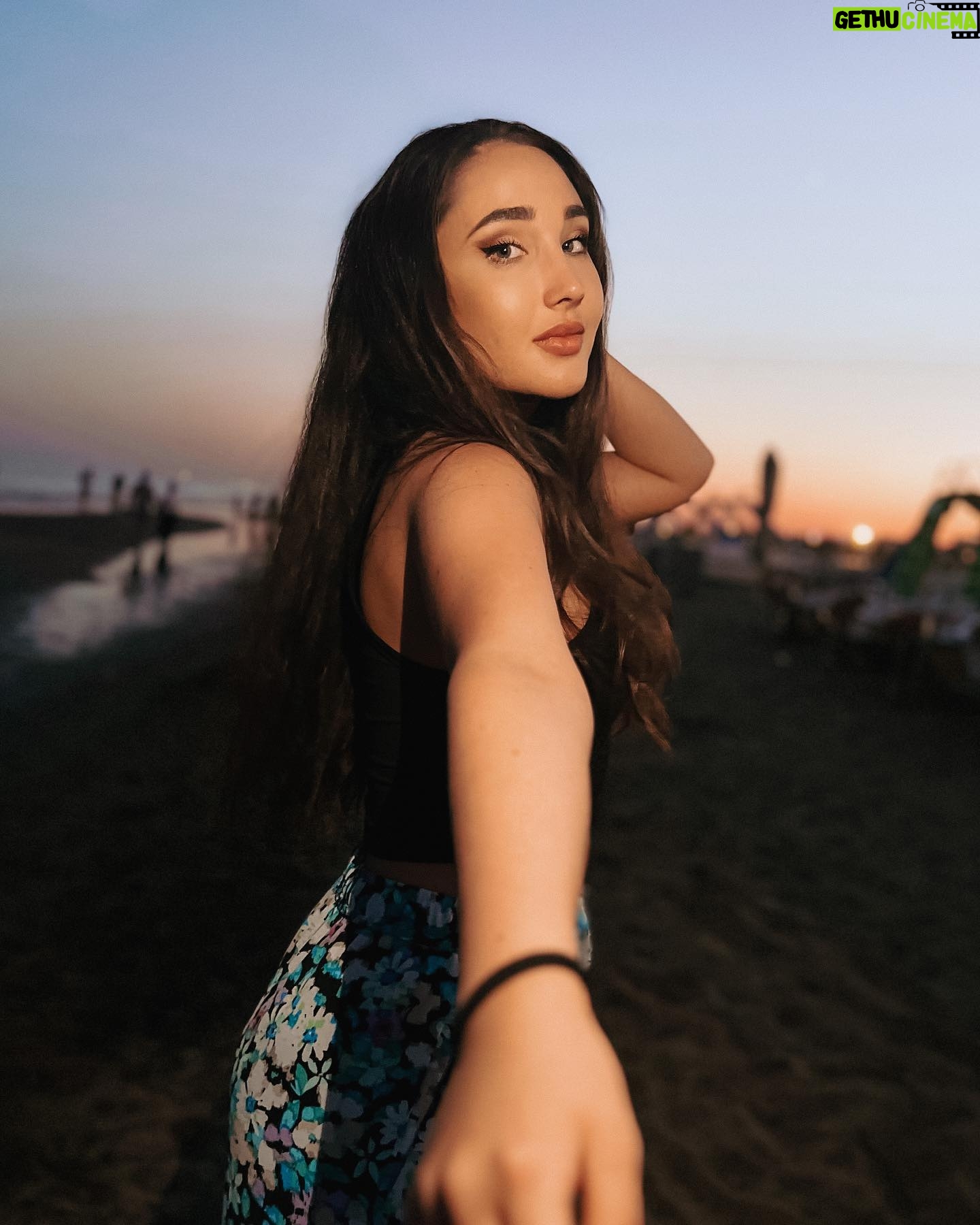 Natálie Grossová - 2.2K Likes - Here for few days🇮🇹🌅