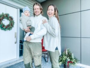 Natalie Krill Instagram - Merry Christmas and Happy Holidays from our family to yours!!! Wishing you joy and love. ❤️🌺