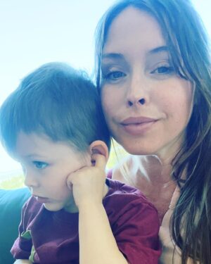 Natalie Krill Instagram - Lately…🐥🤍💐 simple, beautiful life.