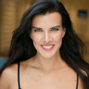 Natalie Burn Instagram - Some headshots by @taylorbrooksstudios 📸
