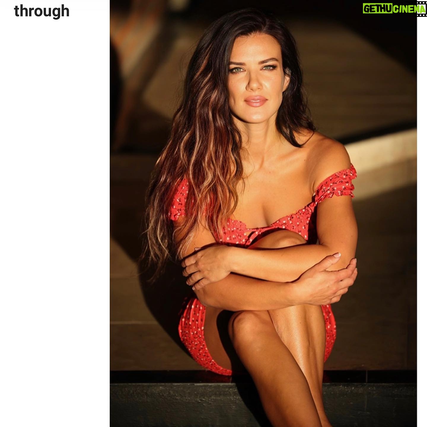 Natalie Burn Instagram - Another awesome article by @newyoumedia Thank you 💙🩵💙📰🎥 “Triple threat Natalie Burn chats new thriller Til Death Do Us Part and how she stays in fighting shape” Movie @tildeathdouspart.2023 PR @marquepr Scroll 👈