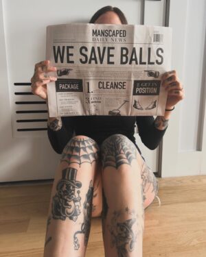 Natalie Cuomo Instagram - Just some light reading. Use code nc20 for 20% off   free shipping at manscaped.com #manscaped #ad
