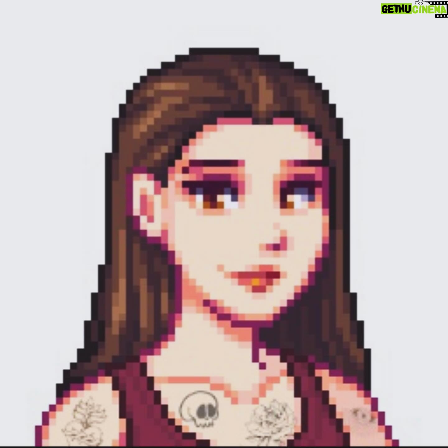 Natalie Cuomo Instagram - I’m a nerd and I’m proud 🥲 Live on Twitch at 1:15pm est 🎮