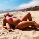 Natalie Martinez Instagram - Bu Bump Dump 😳😂 #Malibu 📷 @mela_selva @ninomunoz