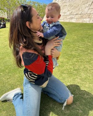 Natalie Martinez Instagram - 𝕐𝕠𝕦𝕣 𝕡𝕣𝕖𝕥𝕥𝕪 𝕔𝕠𝕠𝕝 𝕜𝕚𝕕, 𝕊𝕠 𝕝𝕦𝕔𝕜𝕪 𝕥𝕠 𝕓𝕖 𝕪𝕠𝕦𝕣 𝕞𝕠𝕞 💙