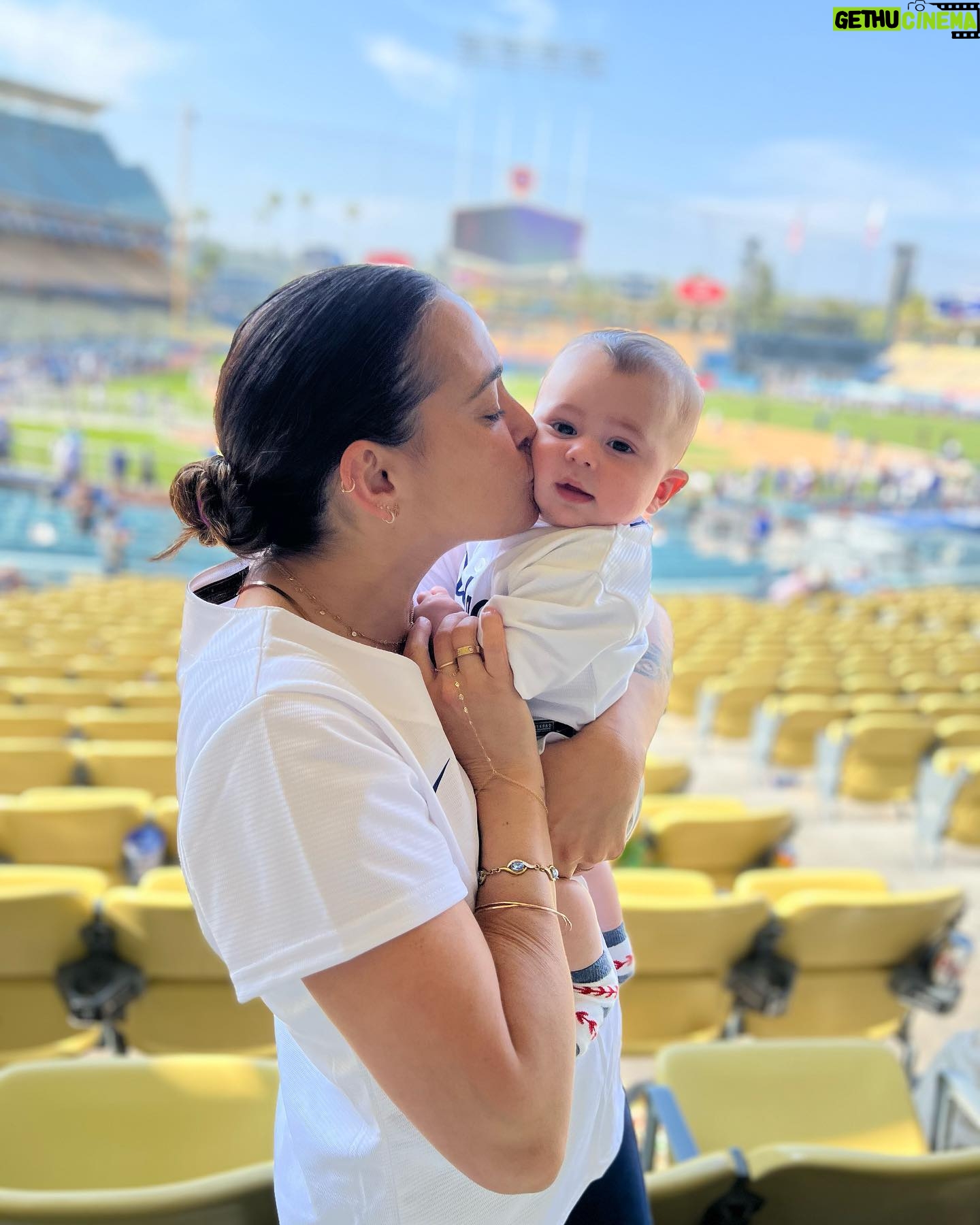 Natalie Martinez Instagram - 𝕐𝕠𝕦𝕣 𝕡𝕣𝕖𝕥𝕥𝕪 𝕔𝕠𝕠𝕝 𝕜𝕚𝕕, 𝕊𝕠 𝕝𝕦𝕔𝕜𝕪 𝕥𝕠 𝕓𝕖 𝕪𝕠𝕦𝕣 𝕞𝕠𝕞 💙