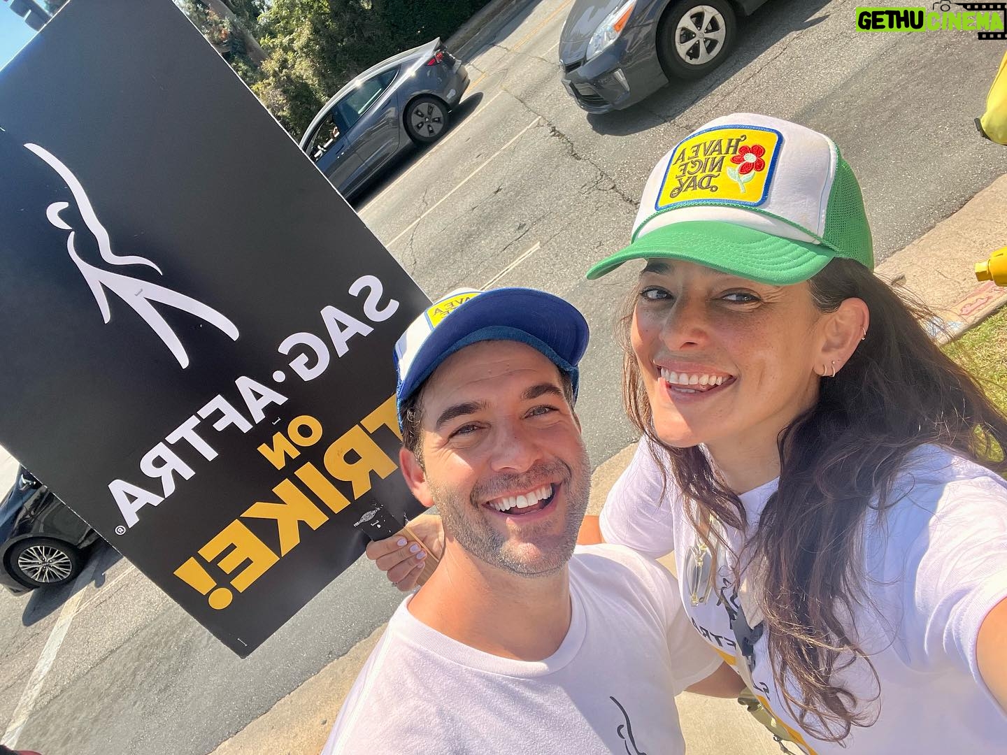 Natalie Martinez Instagram - ORDINARY JOE out on the picket lines today ππΌππΌ#sagaftrastrong