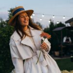 Nataliia Denysenko Instagram - Так неочікувано бувають дні, які запалюють іскорку щастя в очах, від найпростіших речей ✨ Дякую всесвіту, що дарує таких приємних людей, надихаючі розмови, і прості земні втіхи 🙏🏻 Дякую @nikolenkotanya за такий душевний вечір !!! @metrocc_ua і @rodosvit.holiday - це було нереально смачно і красиво !!!! Після такого вечора я думала , як же нам всім не вистачає простого спокійного щастя, цієї «тихої радості», просто нікуди не поспішати і жити то життя… зараз такі моменти на вагу золота 🙏🏻 Скажіть чесно , дозволяєте собі ? Чи є почуття провини за такі моменти ?