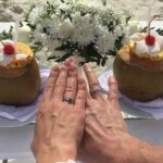 Nataliia Denysenko Instagram – Сьогодні у нас з @andreyfedinchik річниця весілля 🤵🏻‍♂️👰🏼‍♀️🤍
1.04.2017 року на Мальдівах 🏝️ми побралися 🤍
Лише він і я 🙏🏻 ніяких гостей, це було свято лише для нас двох , наше перше (і головне весілля))) 
Потім ще були декілька весіль з гостями/розписом, потім ще весілля на 4ту річницю … і мені хочеться ще 😅👌🏻 
Вважаю що образ нареченої мені дууууже личить, скажіть? 
7 років подружнього життя 🤍
Сьогодні і приємний день і не дуже , бо саме сьогодні я знов провела свого чоловіка у відрядження, заради перемоги і захисту нашої країни🙏🏻😔
Як же хочеться скоріше мирного неба , і такого просто щастя яке було 🫶🏻