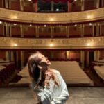 Nataliia Denysenko Instagram – 10 вистав підряд !!!
«Наші Кайдаші» по Україні 🤍
Тисячі задоволених глядачів 🙏🏻
Море квітів і оплесків 👏🏻
Вигуки здивування від багатьох коли я знімаю хустку, і люди розуміють, що бабусю граю я 😅👌🏻
Нееееейиовірне задоволення від того що робиш!!!🥹🫶🏻
Це все – про наш тур з виставами… 
Дякую нашому колективу за творчу синергію !!!
Дякую глядачам за вашу любов !!!
Дякую всесвіту за можливості !!!

Скоро знову гратимемо нашу комедійну і легку виставу 👌🏻
Слідкуйте за анонсами в сторіс 🤍
