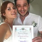 Nataliia Denysenko Instagram – Сьогодні у нас з @andreyfedinchik річниця весілля 🤵🏻‍♂️👰🏼‍♀️🤍
1.04.2017 року на Мальдівах 🏝️ми побралися 🤍
Лише він і я 🙏🏻 ніяких гостей, це було свято лише для нас двох , наше перше (і головне весілля))) 
Потім ще були декілька весіль з гостями/розписом, потім ще весілля на 4ту річницю … і мені хочеться ще 😅👌🏻 
Вважаю що образ нареченої мені дууууже личить, скажіть? 
7 років подружнього життя 🤍
Сьогодні і приємний день і не дуже , бо саме сьогодні я знов провела свого чоловіка у відрядження, заради перемоги і захисту нашої країни🙏🏻😔
Як же хочеться скоріше мирного неба , і такого просто щастя яке було 🫶🏻