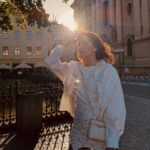 Nataliia Denysenko Instagram - Прага рандомна прогулянкова 🤍 Вже вдруге в цьому місті , і, впевнена, не востаннє… Дуже приємна енергія і атмосфера тут ✨ і таааке смачне пиво 🍻 Наші люди в Празі - неймовірні !!! Дякую всім глядачам і тим хто підходив на вулицях 🤍🫶🏻
