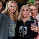 Nataliya Gulkina Instagram - 30 ноября на концертной площадке АРБАТ_21 прошел II Фестиваль “Красивый бизнес России - Мода. Музыка. Кино” @afbru.ru , на котором выступили легендарные и восходящие звезды российской эстрады, бренды и дизайнеры представили новые коллекции, профессиональные стилисты продемонстрировали свое мастерство, представители телевидения и кино рассказали о новых проектах и премьерах.  Одним из самых ярких моментов Фестиваля стало выступление специальной гостьи, экс-солистки культовых советско-российских поп-групп «Мираж» и «Звёзды» Наталии Гулькиной @gulkina_natalia . Она презентовала новый клип на песню “Я просто женщина” со Станиславом Садальским и Наталией в главных ролях, снятый режиссером Михаилом Комлевым. Смотрите интервью на @forwomantv с Натальей Гулькиной о том, кто такая просто женщина. Интервью взяла автор #forwomantv Акимова Екатерина @katyagrig