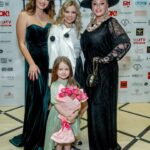 Nataliya Gulkina Instagram - Это был ещё один прекрасный опыт в роли модели 💞😉 Благодаря удивительной и нежной Анастасии @anastasiamishina 🙏🏻❤️ @estetfw ❤️