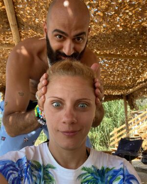 Natalya Eprikyan Instagram - Просто попросила @fofafonte голову заплести🙄