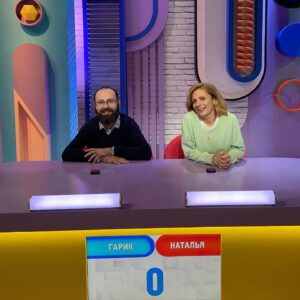 Natalya Eprikyan Instagram - Нас с братом очень редко спрашивают, как мы достигли таких успехов?!!!😱😱😱😱😱😱 #еприкяны #еприкол #еприкул #родственнички #устамимладенца