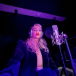 Natalya Mogilenets Instagram - Вже зовсім скоро премʼєра мого нового треку «Переболіло»🤗 А зараз я завершую останні правки🙈Чекаєте?😏