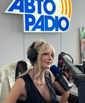 Natalya Mogilenets Instagram - Запремʼєрили сьогодні нову пісню «Переболіло»🔥Дякую @radiopyatnica @avtoradio_ua @nrjukraine за ефіри🥰Хто слухав?😏