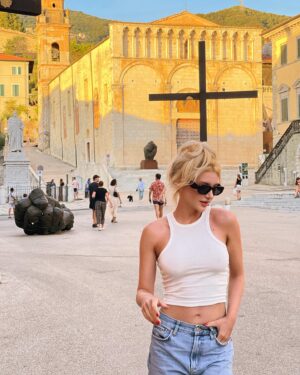 Natalya Mogilenets Instagram - Хочу залишити тут свої світлини, сьогодні дуже важливий день для мене і моєї любові…❤️