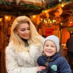 Natalya Mogilenets Instagram - Передноворічні дні – час спогадів і світлих думок. Коли, як в дитинстві, хочеться вірити в чудеса і опинитися в казці😍
