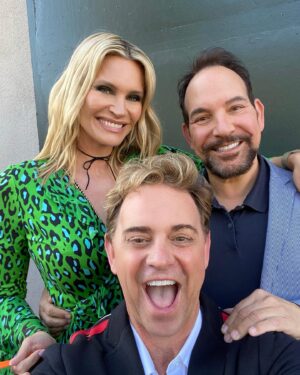 Natasha Henstridge Instagram - Great night at the @edasnerfamilycenter  10th annual poker charity event, lots of money was raised for kids and young adults with Autism, lots of laughs were shared around the poker tables, usually at my bad poker skills😂 well done @sprkough for pulling it all off without a hitch and the lovely @officialjillwhelan for hosting with such grace and humor💚 also big thanks to @glambynatalie for glamming me up! Blonded by @trimasalon #pokerfored