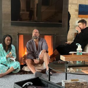 Natasha Henstridge Instagram - I feel so blessed that I get to do what I do and with such passionate, talented people… the end is always bitter sweet. I always try to remember to not wish my life away, on those exhausting days 14 hours in, when all I want is to sleep, It has been special to share the trenches with and incredible cast and crew! Texas has been a total treat. I hope I get a ma’am here and there when I get back to California and called Miss Natasha every now and then😉 what an adventure! Thanks @lukashassel for a great script and @lisabelcher for leading with such patience, and great attitude! Also shout out to @celisatexmex @winonaforevervintage @mslinshaye @alex_walker47 @marvalarex @khali_sykes @superseanfree @holaproductiondesign and so many others⭐️❤️💫 #houseofabrahammovie. @paul_merryman
