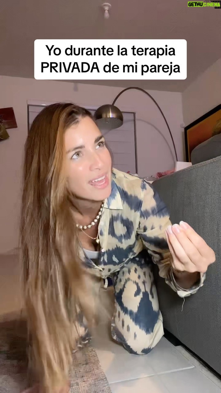 Natasha Domínguez Instagram - Pa terapista yo 😂😂😂 #reel #couple #viral #trending