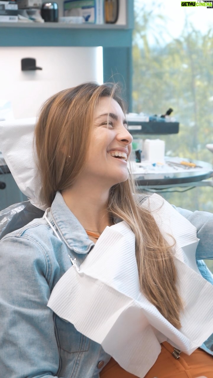 Natasha Domínguez Instagram - Esta es tu señal por si estás queriendo mejorar tu sonrisa, no lo pienses tanto que ya la búsqueda la hice yo por ti, aquí están los mejores🤩 #miamidentist #smile