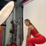 Natasha Domínguez Instagram - A tu foto del “after” le faltan menos días!! Ya casi lanzamos un programa que va a transformar no solo tu cuerpo, sino tu mente y tu vida❤️‍🔥❤️‍🔥❤️‍🔥 #fitness
