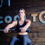 Natasha Domínguez Instagram - Nosotros también tenemos algunos "funny moments"🤣 En Coolto, convertiremos tus entrenamientos en tú estilo de vida, aprenderás a comer de forma saludable, mejorarás tu salud y sobre todo: La diversión siempre estará presente, porque entrenarás junto a tus celebridades favoritas 💪💪 ¿Qué esperas para formar parte de nuestra familia? Se vienen sorpresas🔥 Deja tú comentario si tienes idea de lo que les traemos. 💪 #Funny #Moments #Gym #Coolto #MoodFit #Life #Salud #Ahora #Cambio #diversion #familia #saludable