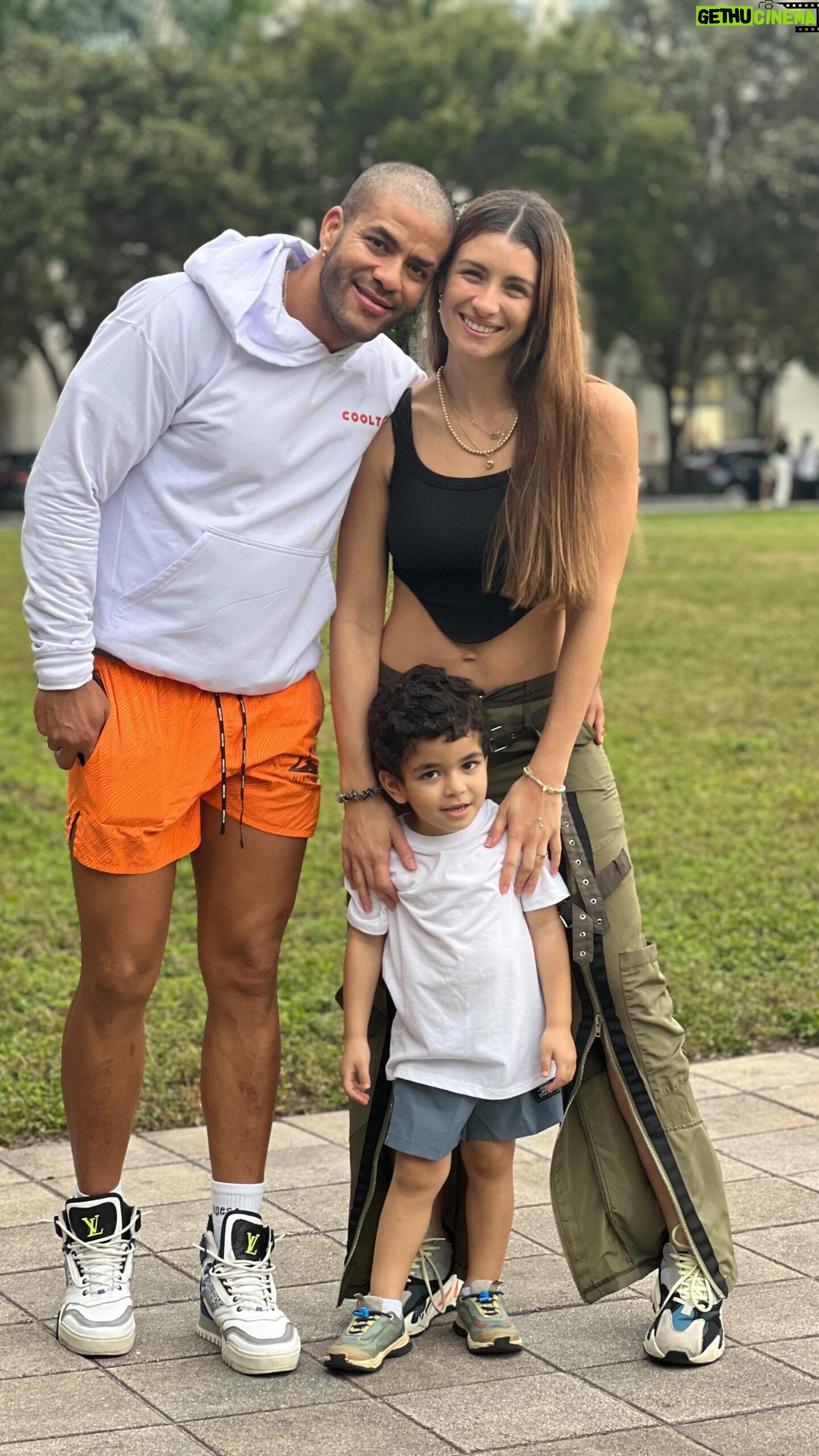 Natasha Domínguez Instagram - Iba a ser un buen fin de semana hasta que llamamos a desearle feliz cumpleaños a la amiga 🙄