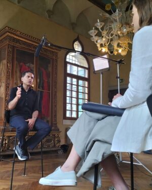 Nathalia Ramos Instagram - What a week - my “office” was a 20th century Venetian Palazzo overlooking the Venice skyline. I interviewed a few heroes of mine, rode around in motoscafi, ate pasta, drank Bellinis, and launched BI Europe with the best colleagues anyone could ask for! So so happy and grateful. 🤩🤩🤩