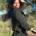 Nathalie Andreani Instagram - Le soleil caresse mon visage ….. un vent de de légèreté me traverse l’esprit ….. le bonheur s’installe ! ❤️❤️❤️