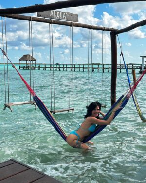 Nathalie Andreani Instagram - Parfois le temps s’arrête …. 
S’il y avait un moment de ta vie que tu aimerais revivre ça serait lequel ? 

#free #women #nathalieandreani