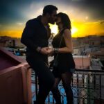 Nathalie Andreani Instagram – « Ils vécurent heureux 
et ….…. » ✍🏼🤔

Je te laisse écrire la suite en commentaire!!! 🤭📝

* Je mettrai la meilleure suite en légende de cette photo!!!😉👌

Étonnez moi…. 😜🔥

🐨💘 @nathalie_andreani_lavilla2 

#Nathaliegabano #Love #couplegoals #holidays #marrakech