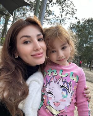 Nathalie Hart Instagram - Everywhere ✈️ 🍱