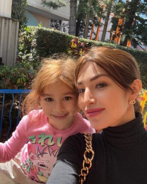 Nathalie Hart Instagram - Everywhere ✈️ 🍱