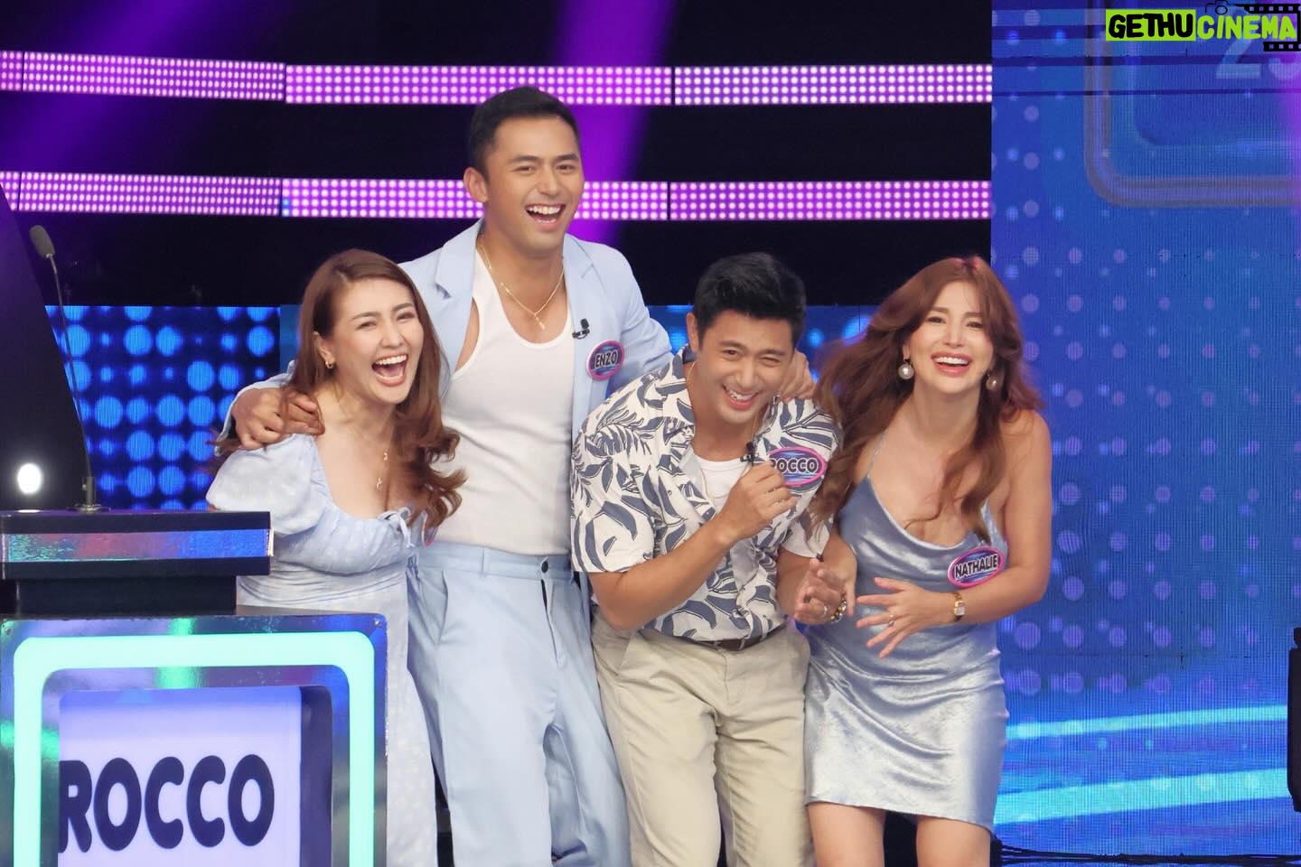 Nathalie Hart Instagram - Reunion of starstruck 5 in family feud! Lol and we won. Great team effort 😆🏆 @familyfeudph
