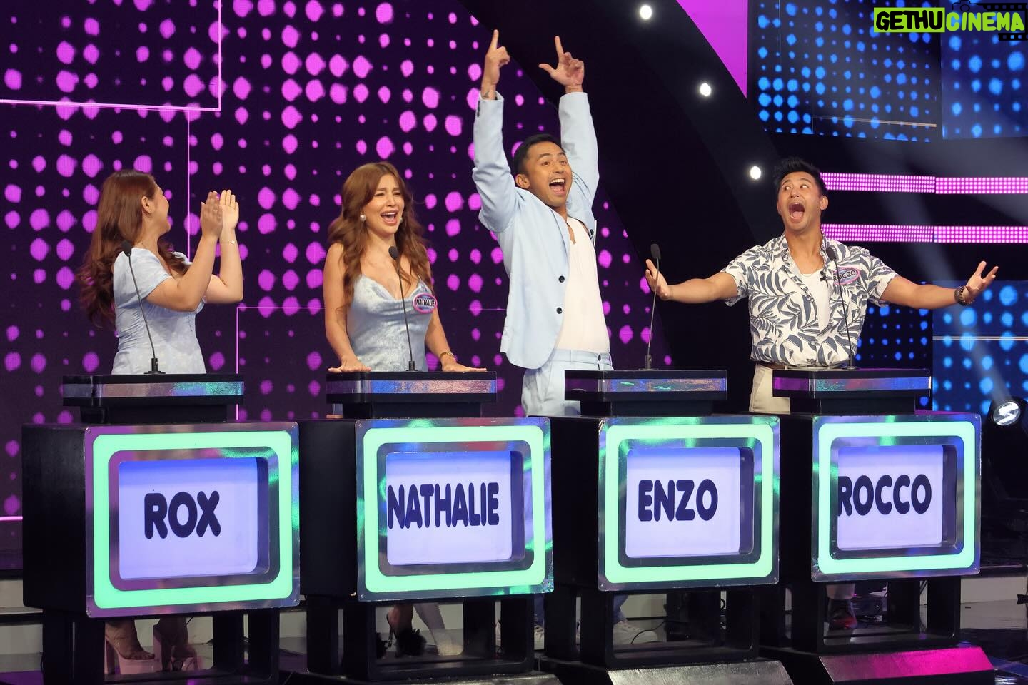 Nathalie Hart Instagram - Reunion of starstruck 5 in family feud! Lol and we won. Great team effort 😆🏆 @familyfeudph