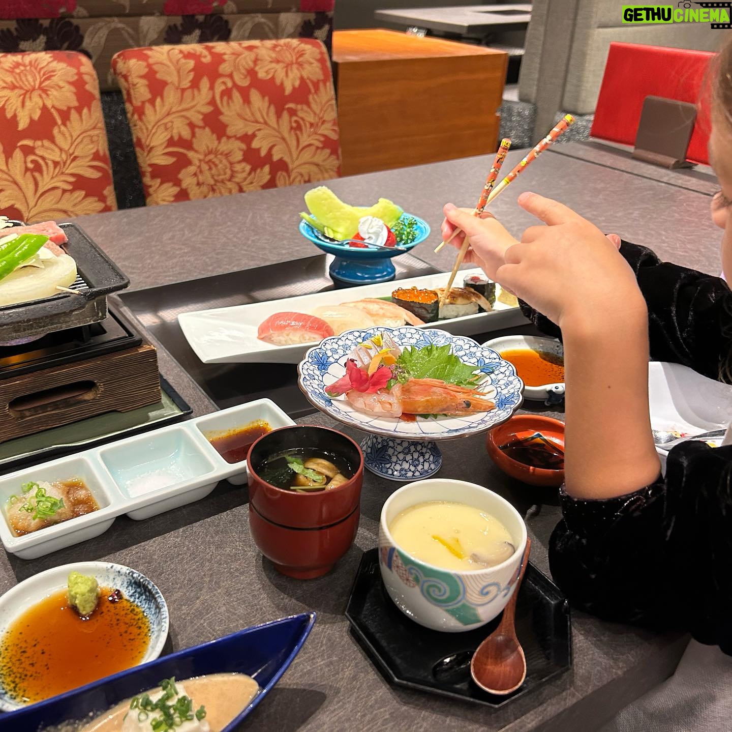 Nathalie Hart Instagram - Celebrating my 30th with my mini me and eating our hearts out with sashimi every meal. Today we tried raw puffer fish, Chicken and king crab. We loved it. Thanks for all the messages 😇🥰😘