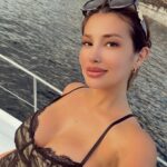 Nathalie Hart Instagram - Holy Week 2024 🙏❤️🧚‍♂️