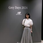 Natsume Mito Instagram - New Balance Grey Days 2024 『Celebrating the Premium Grey』 に参加しました👟 グレーと女性をフォーカスした展示が本当に素敵でした！ グレーってこんなかわいいんだ！って、この展示を通してグレーが好きになった🦭♡ グレーのニューバランスを取り入れた素敵なグレーのスタイリングに見惚れた1日だったよー👟♡ 1日だけのイベントだったからもっとたくさん広まってほしいなぁ🫶 #newbalance #greyday #pr @newbalance @newbalancewomen